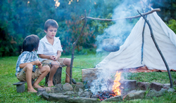 123-zomerkamp-tent-kampvuur-06-19.png