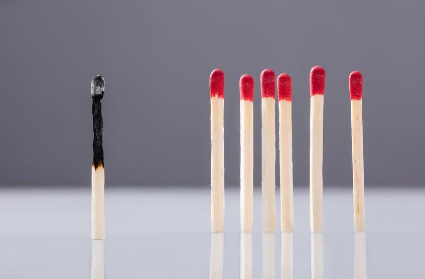f-123-burn-out-opgebrand-uitgesloten-05-18.jpg