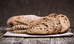Hoelang en hoe kan je best brood invriezen?
