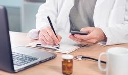 Tien vragen over het verplicht elektronisch geneesmiddelenvoorschrift