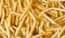 Tips om acrylamide te verminderen bij het bakken en frituren van voeding