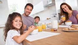 Eten met het gezin zorgt voor gezonder eetpatroon