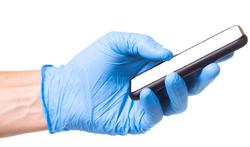 8 tips voor hygiënisch smartphone- en tabletgebruik