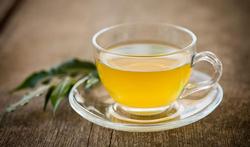 Le thé vert : un démaquillant naturel