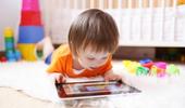 Tablette et smartphone : les bébés sont déjà accros