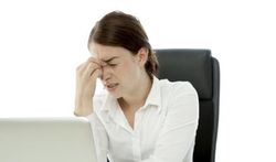 Mal de tête : souffrez-vous de céphalée de tension ?