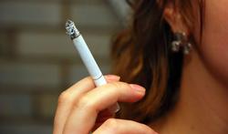 AVC : « petits » fumeurs, gros danger quand même