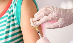 Vaccin HPV : un risque d’infertilité chez la femme ?