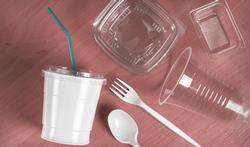 Wegwerpplastic beschermt consumenten niet tegen covid-19