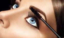 Mascara : comment bien choisir sa brosse ?