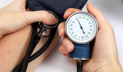 Hypertension : objectif 120 plutôt qu’une pression artérielle à 130 ou 140 ?