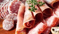 Cancer colorectal : la viande rouge et la charcuterie augmentent les risques