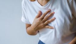 Pijn op de borst: wanneer denken aan angor (angina pectoris) of hartinfarct?