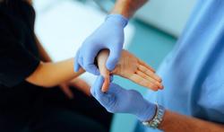 Skiduim: pijn en zwelling aan binnenkant duim