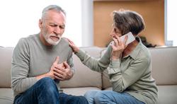 Infarctus : ces symptômes doivent vous pousser à appeler le 112