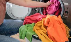 Hoe vermijd je microplastics in kleding?