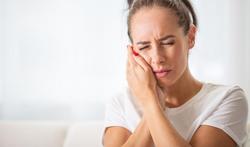 Kiespijn of tandpijn verzachten: wat kan je doen?