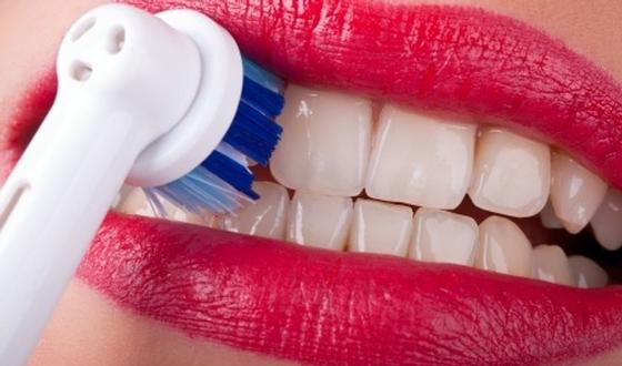 Wedstrijd Lucky Grootte Is een elektrische tandenborstel beter dan een gewone tandenborstel? |  gezondheid.be