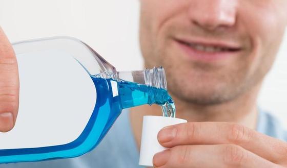 Le bain de bouche a t-il des effets secondaires ? – Y-Brush