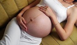 Linea nigra : tout ce que vous voulez savoir sur la ligne de grossesse