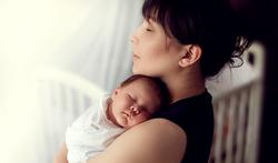 Comment aider bébé à faire ses nuits? Les conseils de Juliette, coach du sommeil
