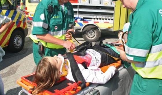 123-ehbo-ongeval-ambulance-hersen-170-10.jpg