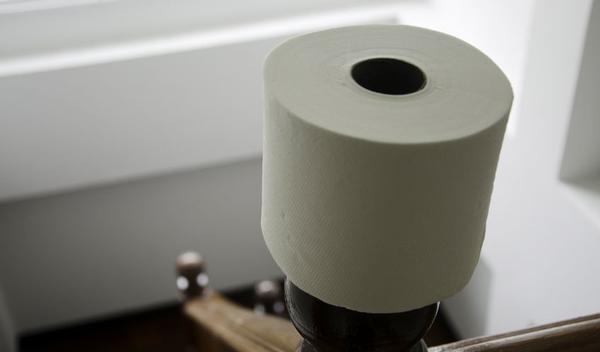 123-toiletpapier-rol-trap-nacht-wc-03-17.jpg