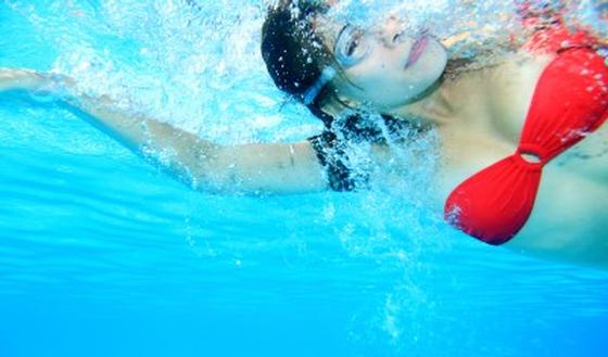 123-vr-sport-zwemmen-water-bikini-170_11.jpg
