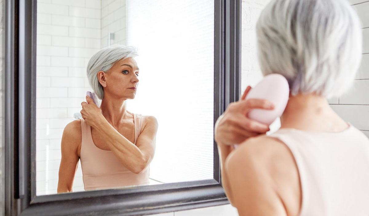 © Getty Images Getty_cheveux_gris_grijs_haar_2025.jpg