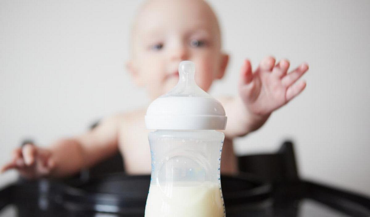 Getty_flesvoeding_baby_melk_2023.jpg