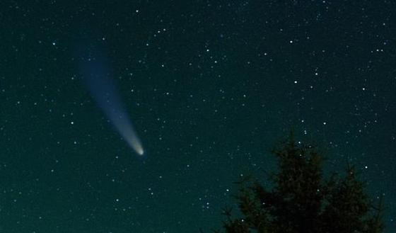 unspl-m-asteroid-komeet-ruimte-12-5-21.jpg